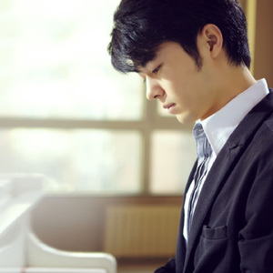 草莓污污污视频
